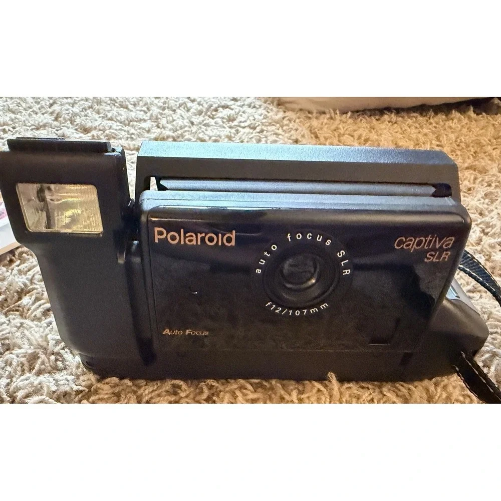 Polaroid Captiva SLR Auto Focus Camera w/ case